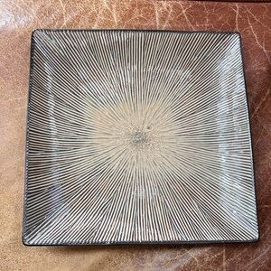 Gabbay GBB8 square Dinner Plate Brown and Tan Starburst Pattern Gibson